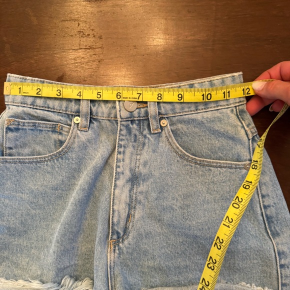 ABRAND HIGH RELAXED SHORT ESMERALDA LIGHT BLUE Size 24 - Picture 8 of 9